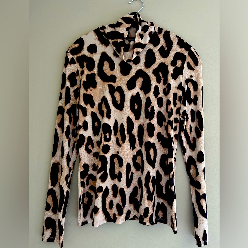 H&M dressy top